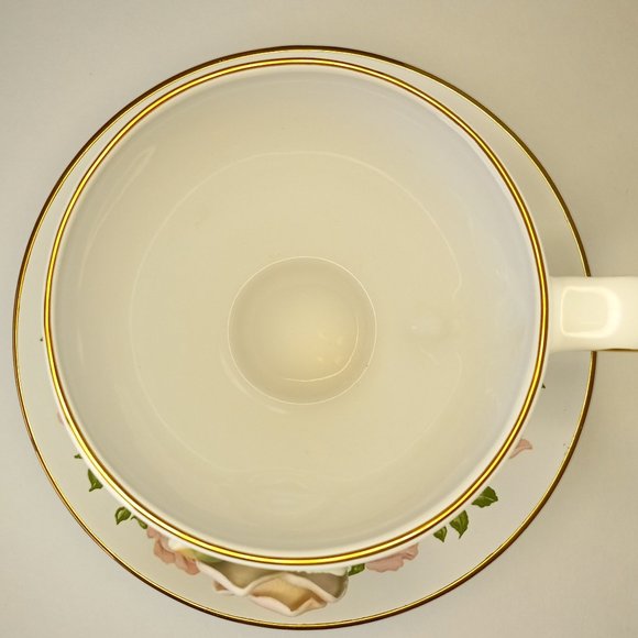 Teleflora Dining Tea Cup And Saucer Teleflora Gift Pink Rose Poshmark